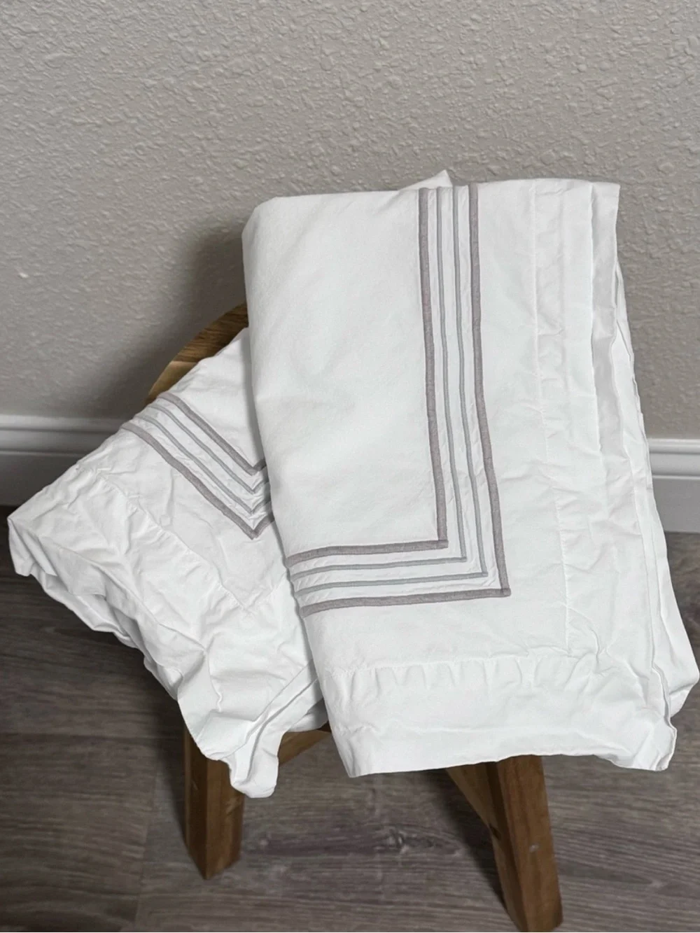Dea Italian Linens Sinfonia Toscana Quattrocento Percale Queen Pillowcase Set